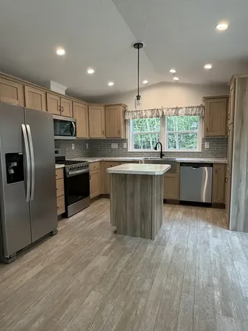 13 Mayflower Lane Lebanon ME 04027