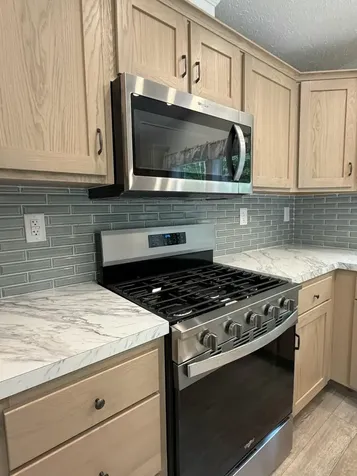 13 Mayflower Lane Lebanon ME 04027