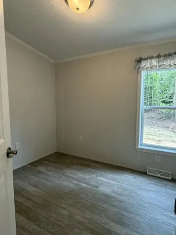 13 Mayflower Lane Lebanon ME 04027