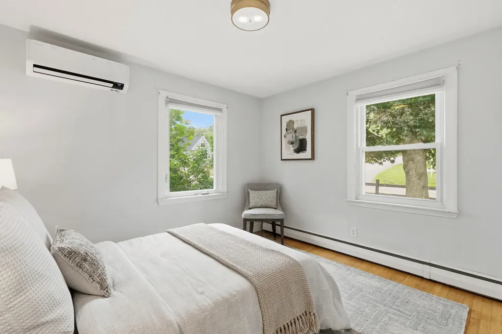 799 Highland Avenue South Portland ME 04106