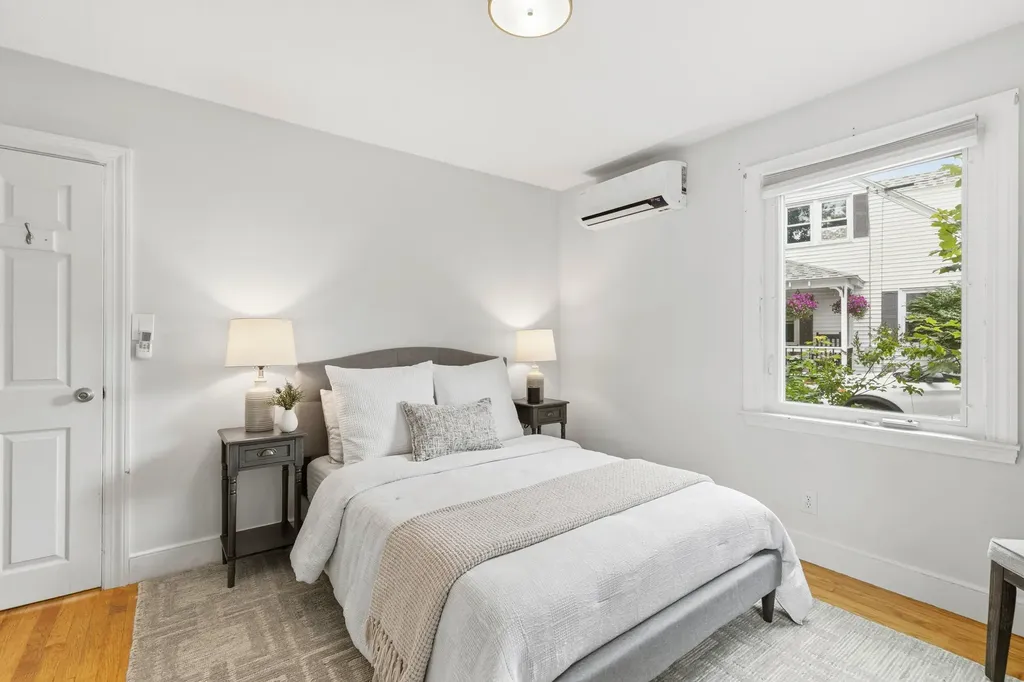 799 Highland Avenue South Portland ME 04106