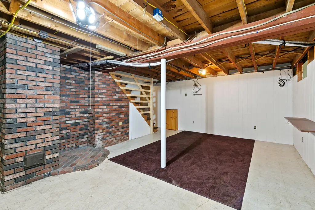 799 Highland Avenue South Portland ME 04106
