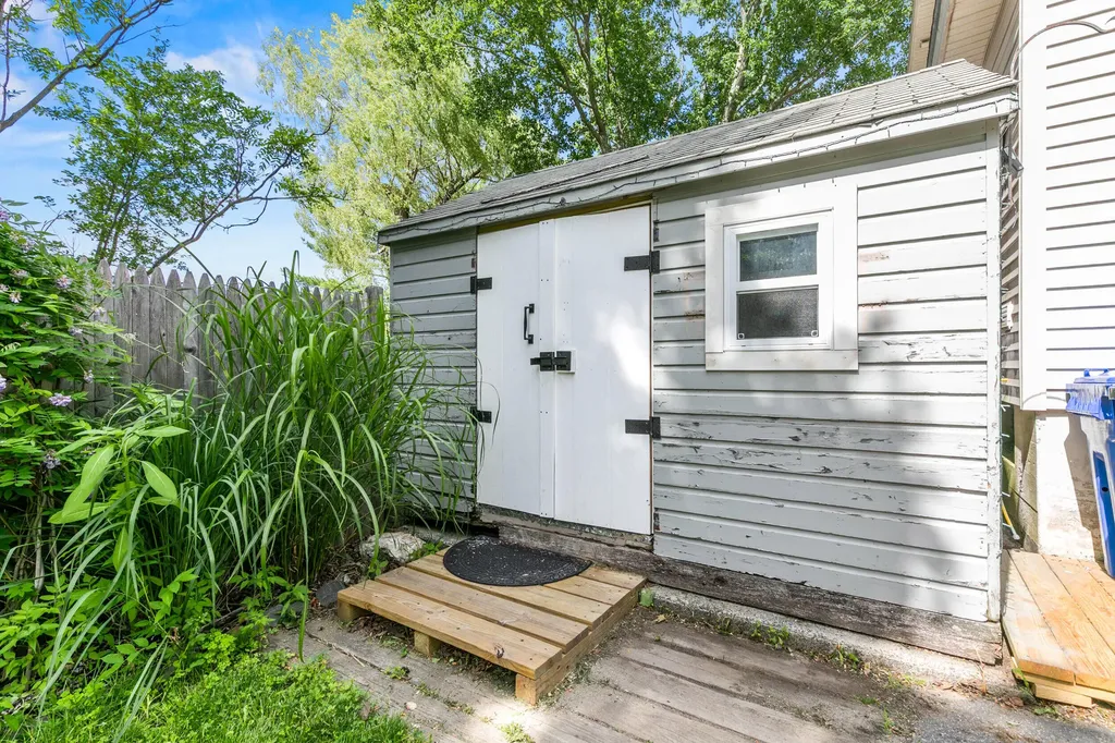 799 Highland Avenue South Portland ME 04106