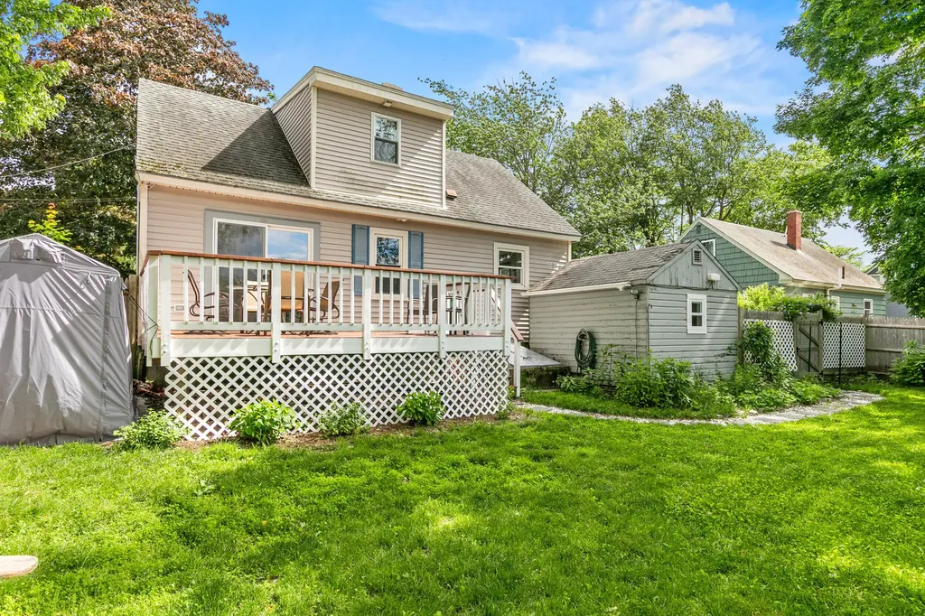 799 Highland Avenue South Portland ME 04106