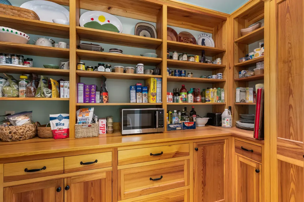 16 Brixham Road Eliot ME 03903