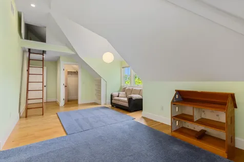 16 Brixham Road Eliot ME 03903