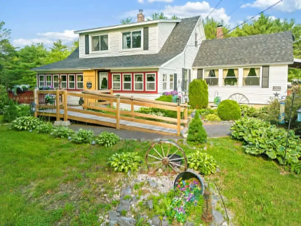 11 Shepherds Way Augusta ME 04330