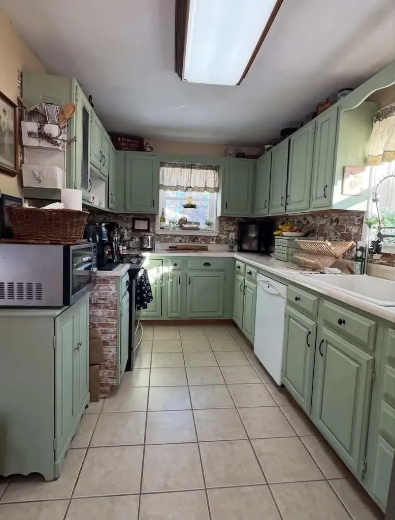 11 Shepherds Way Augusta ME 04330