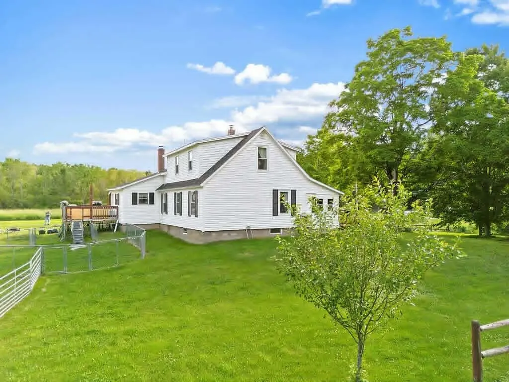 11 Shepherds Way Augusta ME 04330
