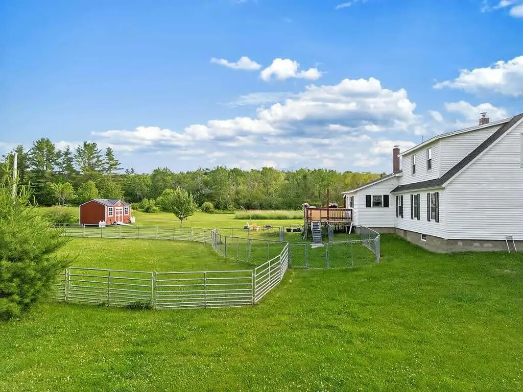 11 Shepherds Way Augusta ME 04330