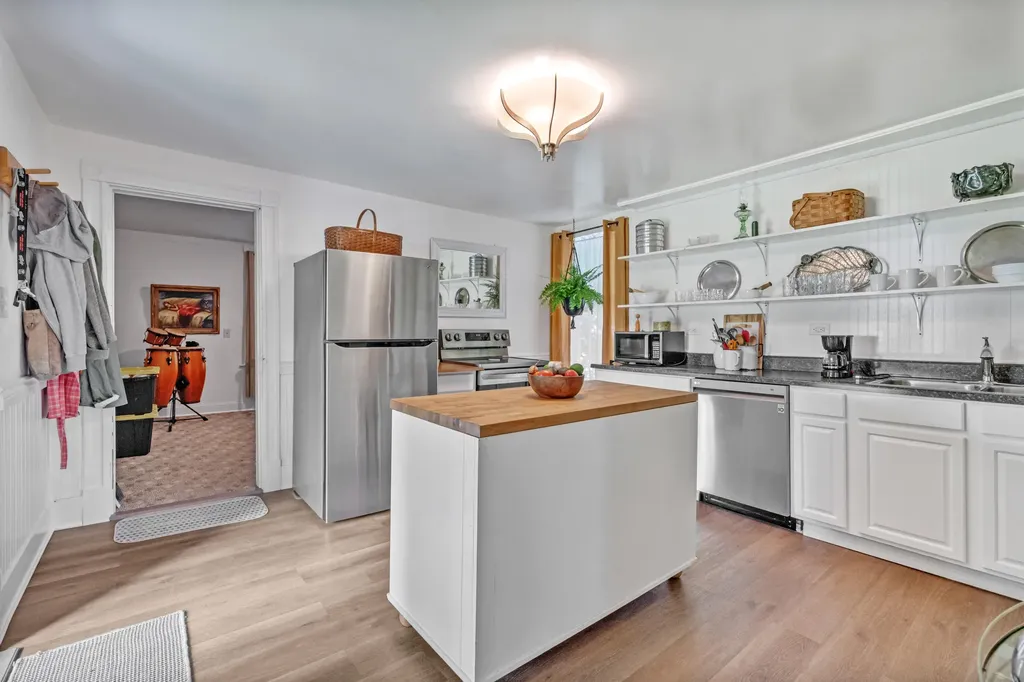 213 S Main Street Auburn ME 04210