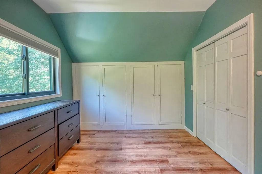 2041 Summerhaven Road Sidney ME 04330