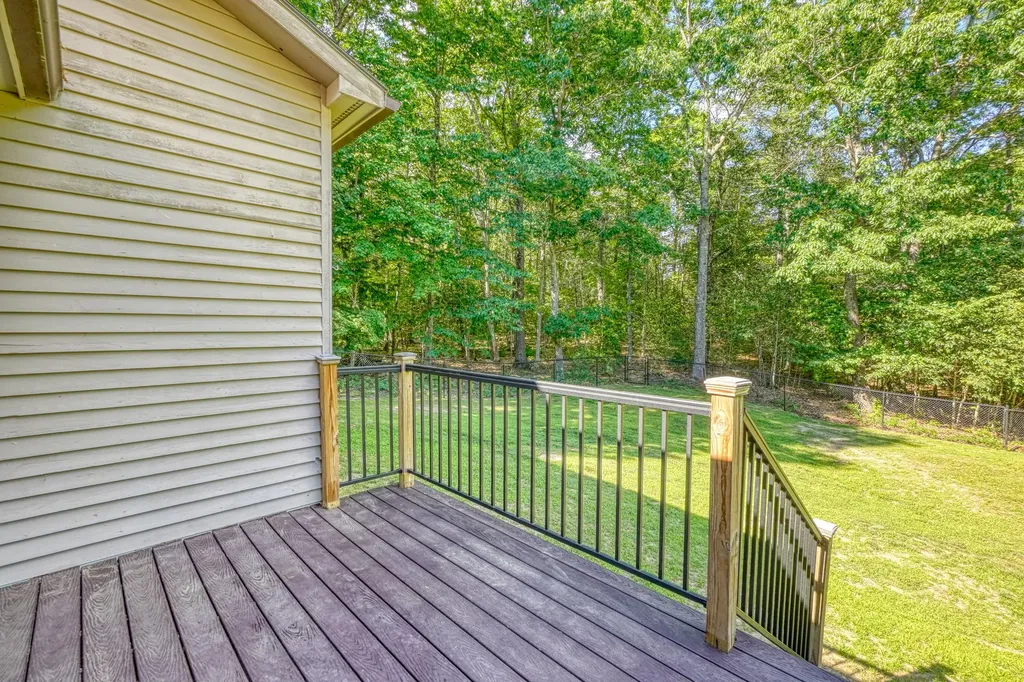 2041 Summerhaven Road Sidney ME 04330