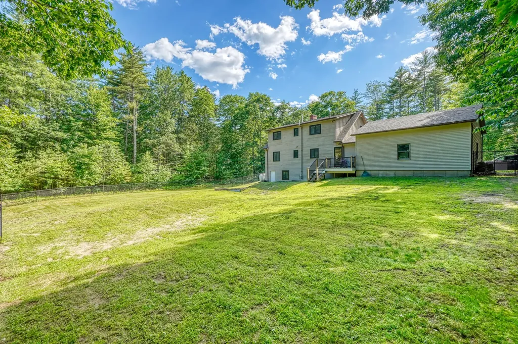 2041 Summerhaven Road Sidney ME 04330