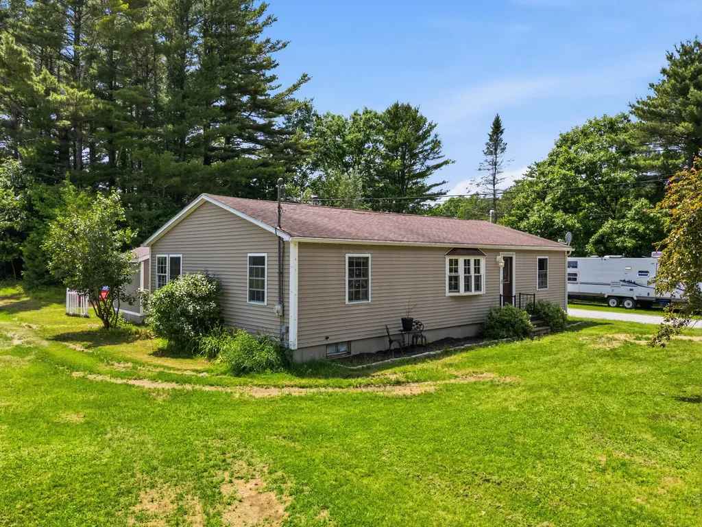 59 Edgecomb Road Lisbon ME 04252
