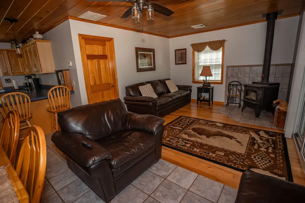 166 Hogan Pond Lane Oxford ME 04270