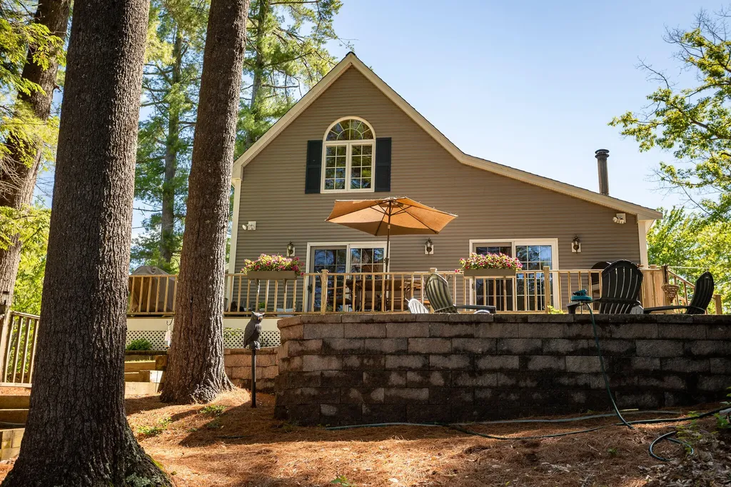 166 Hogan Pond Lane Oxford ME 04270