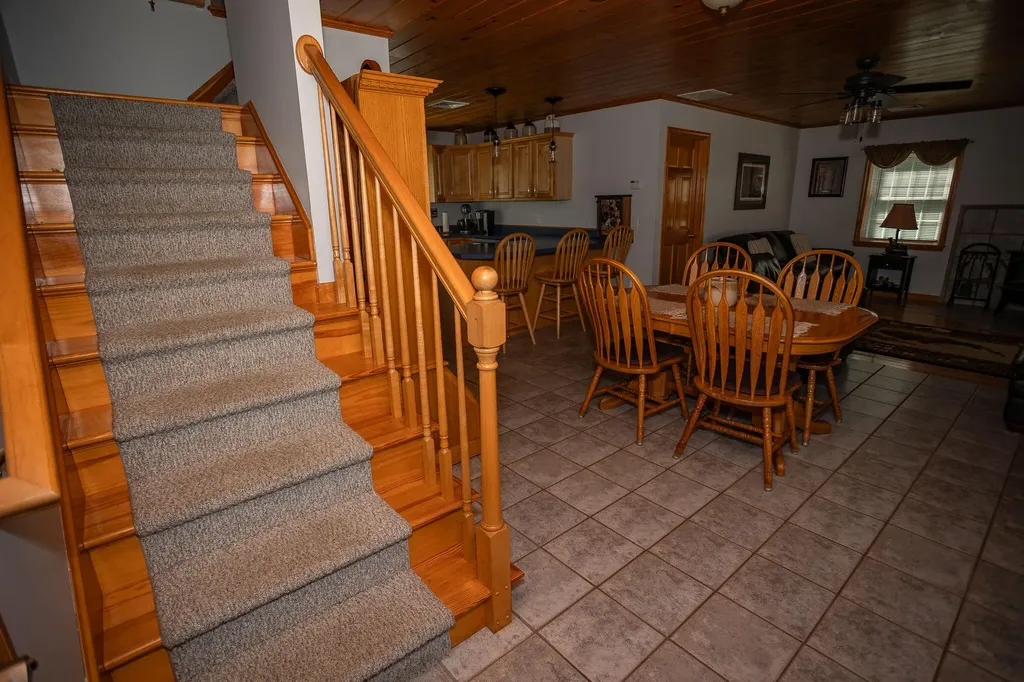 166 Hogan Pond Lane Oxford ME 04270