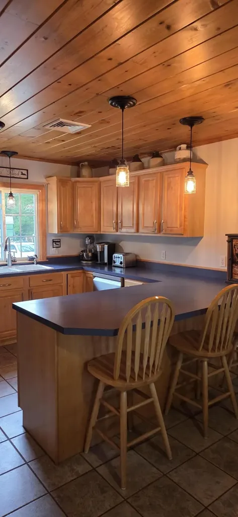 166 Hogan Pond Lane Oxford ME 04270