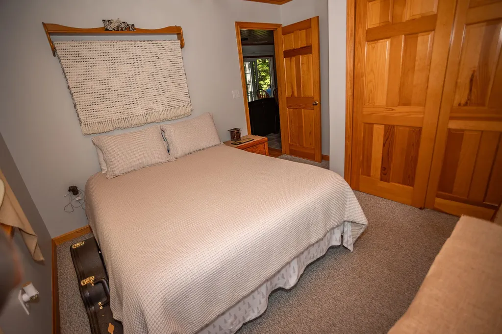 166 Hogan Pond Lane Oxford ME 04270