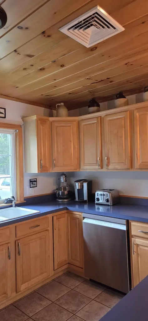 166 Hogan Pond Lane Oxford ME 04270