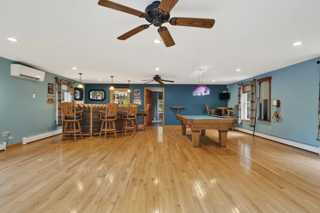 1 Roosevelt Trail Standish ME 04084