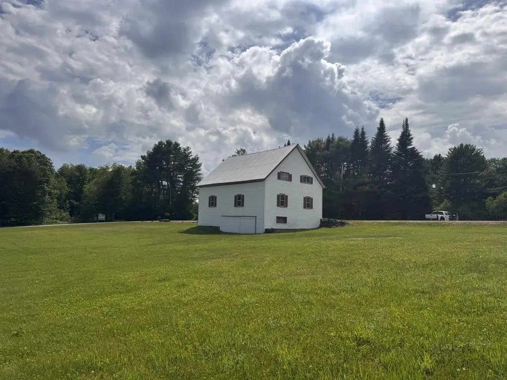 384 Knowles Road Belgrade ME 04917