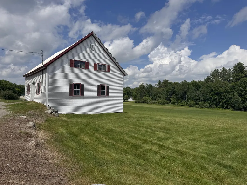 384 Knowles Road Belgrade ME 04917