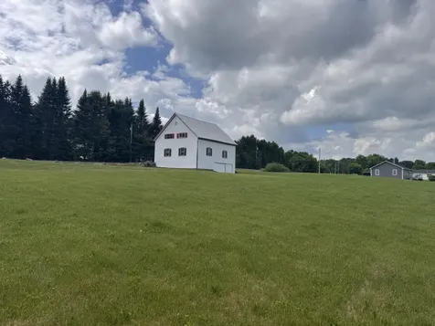 384 Knowles Road Belgrade ME 04917