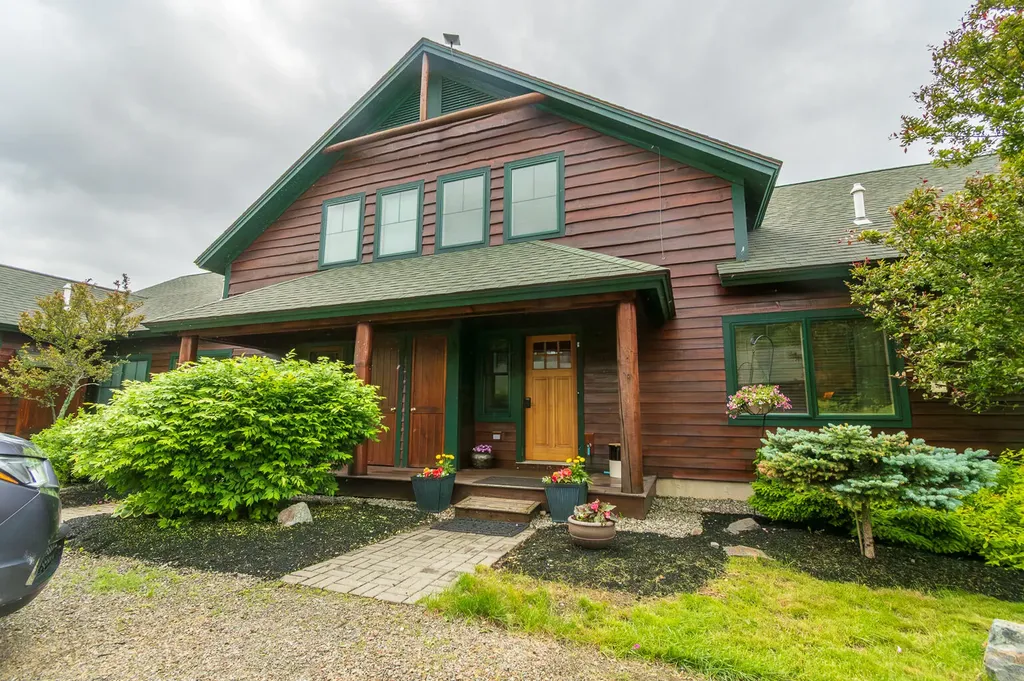 26 Whip Willow Farm Road Rangeley ME 04970