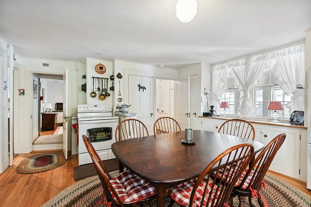 157 Russell Avenue Rockport ME 04856