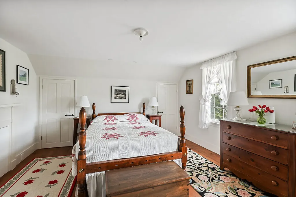 157 Russell Avenue Rockport ME 04856