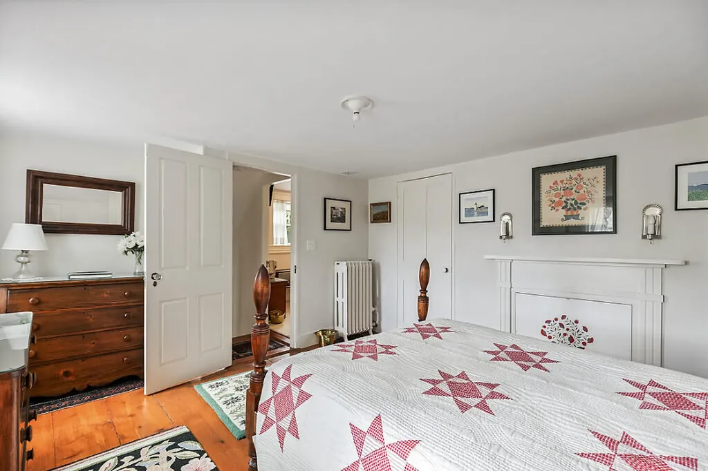 157 Russell Avenue Rockport ME 04856
