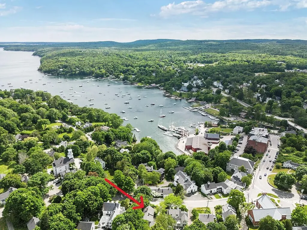 157 Russell Avenue Rockport ME 04856