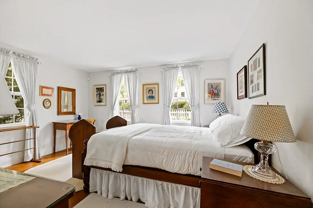 158 Russell Avenue Rockport ME 04856
