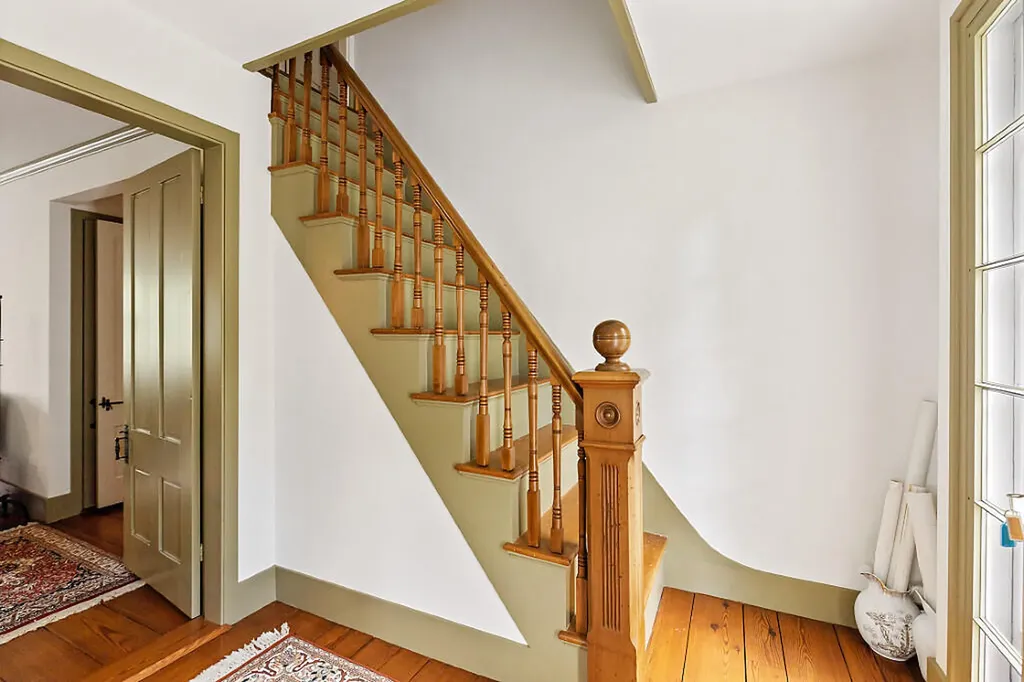 158 Russell Avenue Rockport ME 04856