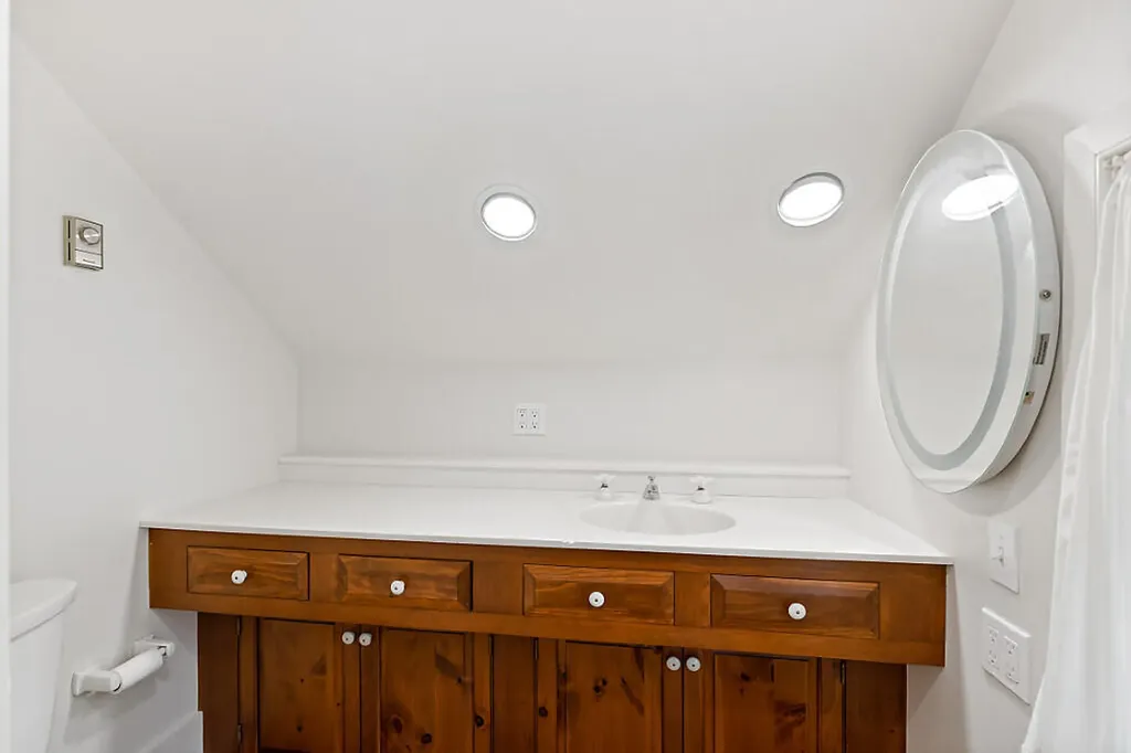 158 Russell Avenue Rockport ME 04856