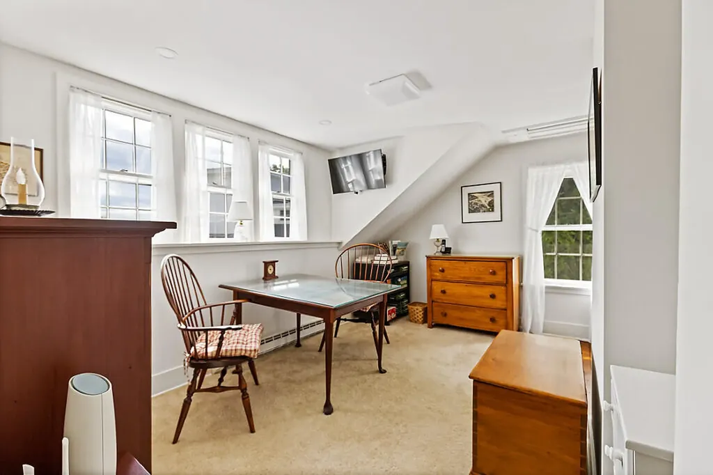 158 Russell Avenue Rockport ME 04856