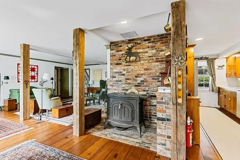 158 Russell Avenue Rockport ME 04856