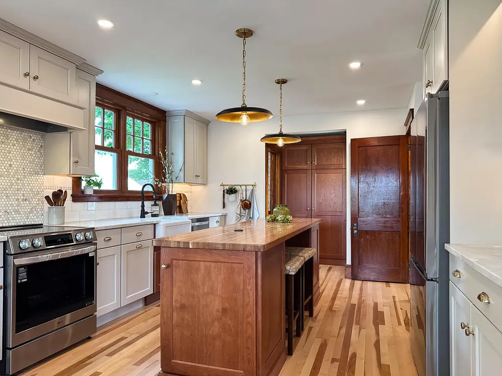 12 Walnut Street South Portland ME 04106