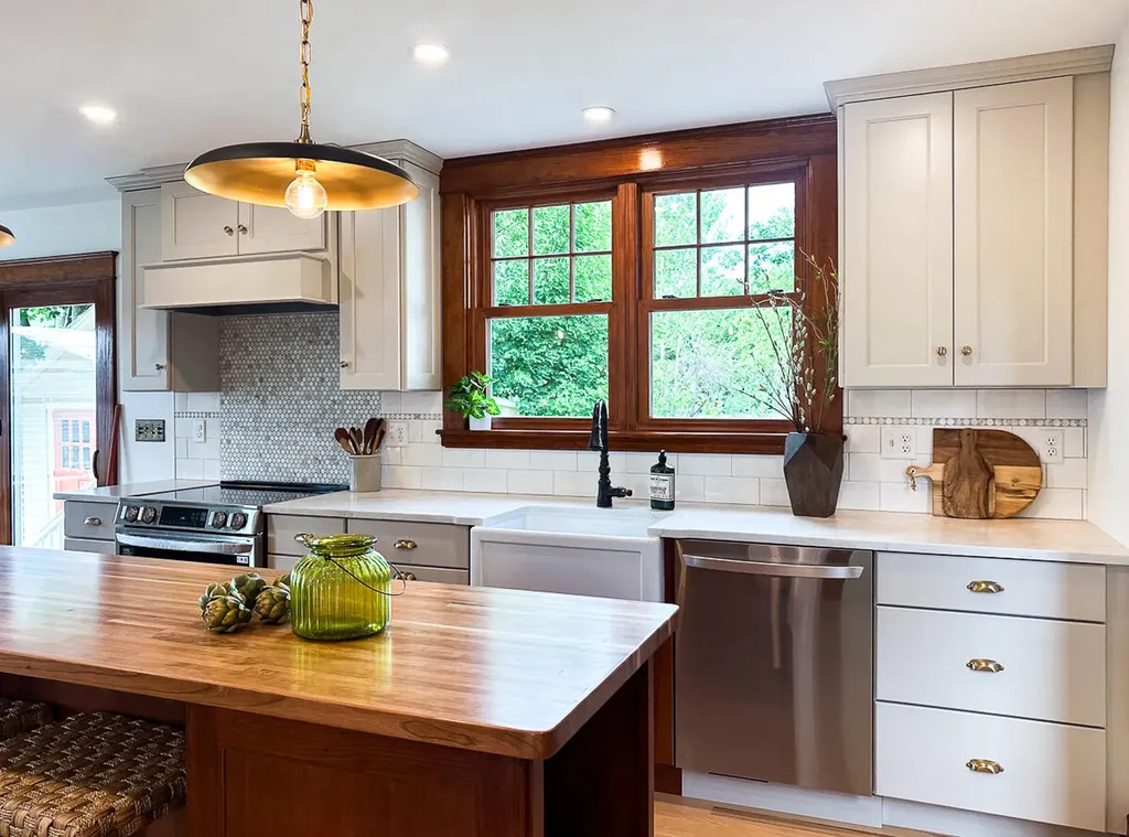 12 Walnut Street South Portland ME 04106