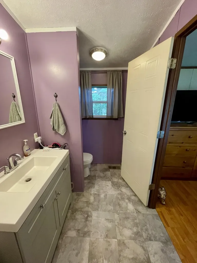 45 Lorna Lane Glenburn ME 04401