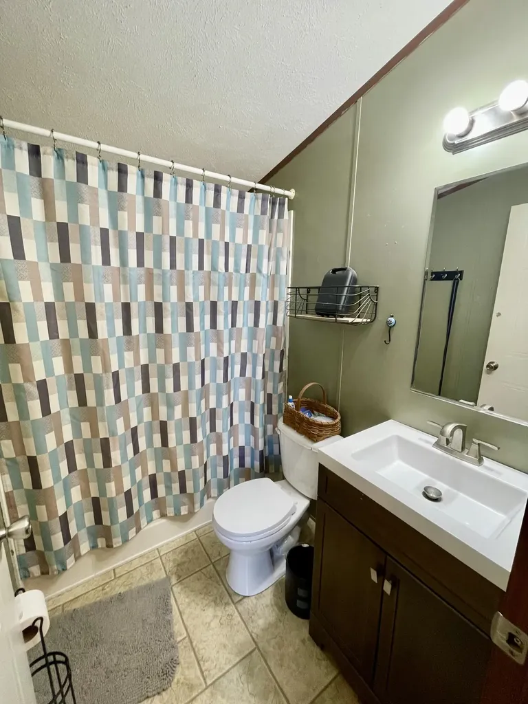 45 Lorna Lane Glenburn ME 04401