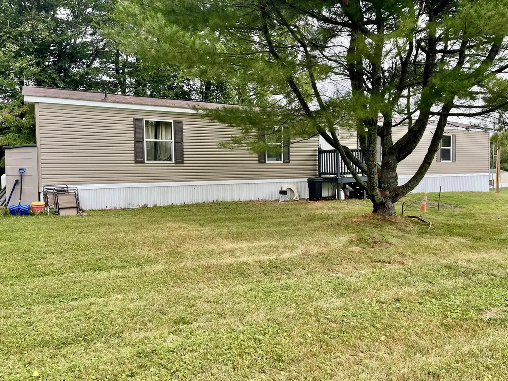 45 Lorna Lane Glenburn ME 04401