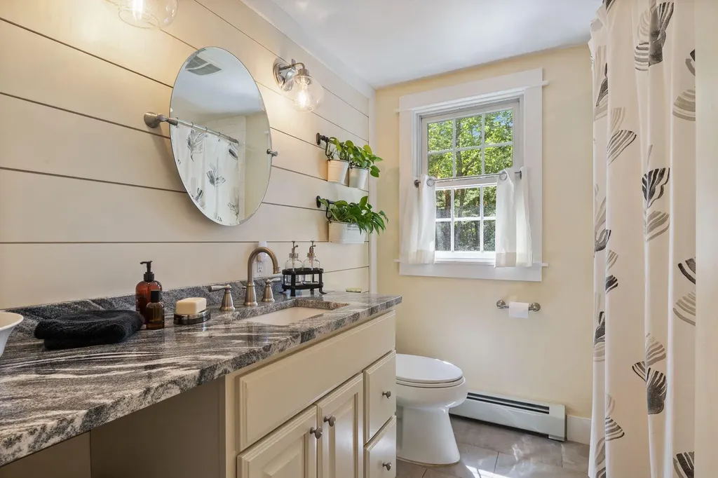 5 Bayberry Lane Cape Elizabeth ME 04107