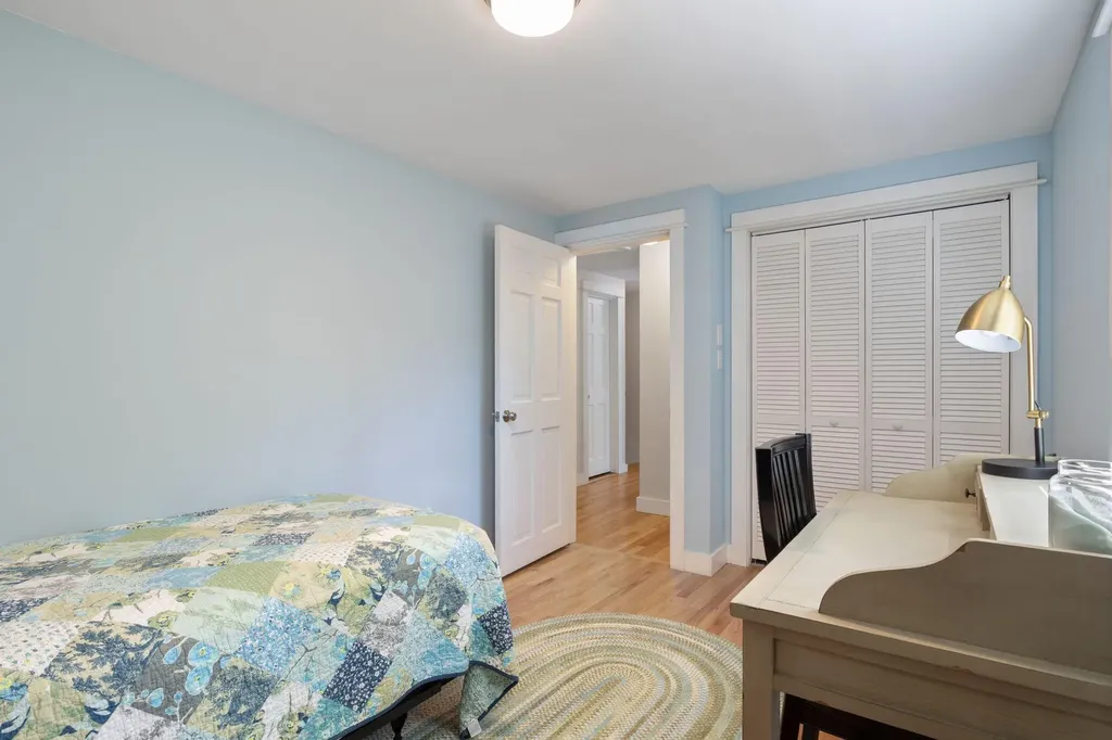 5 Bayberry Lane Cape Elizabeth ME 04107
