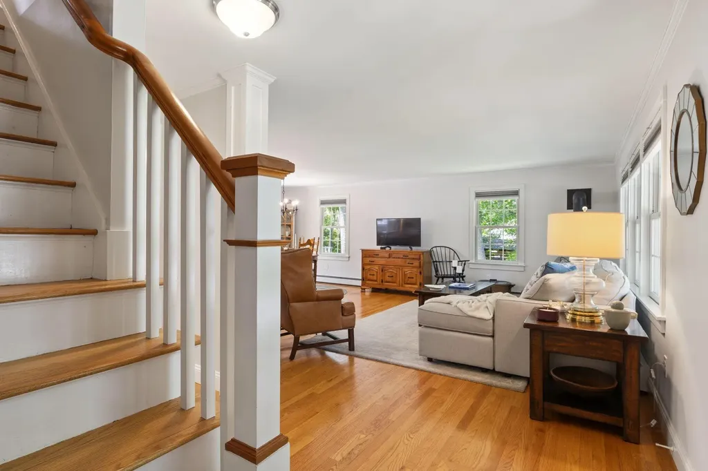 5 Bayberry Lane Cape Elizabeth ME 04107