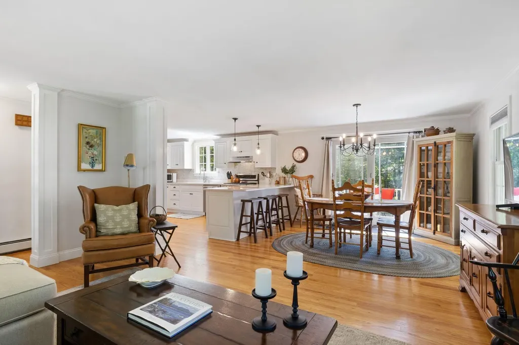 5 Bayberry Lane Cape Elizabeth ME 04107