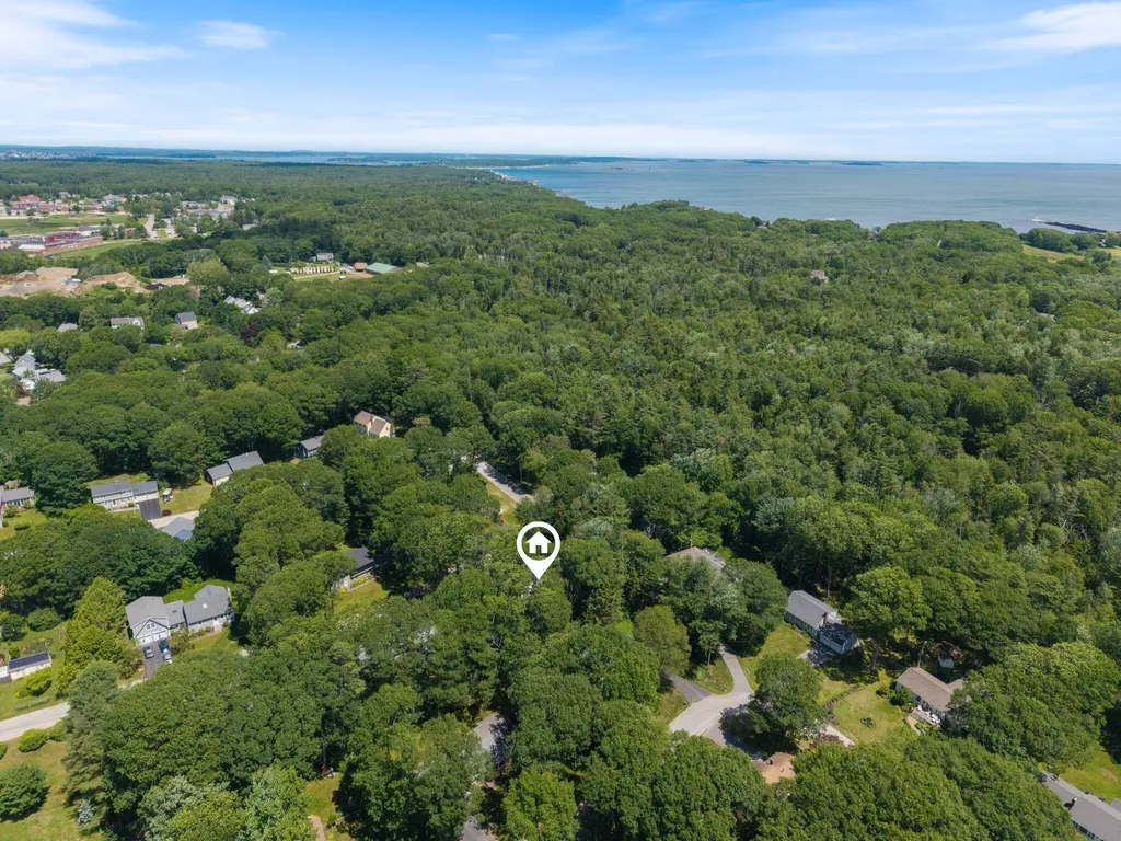 5 Bayberry Lane Cape Elizabeth ME 04107