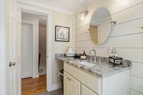 5 Bayberry Lane Cape Elizabeth ME 04107
